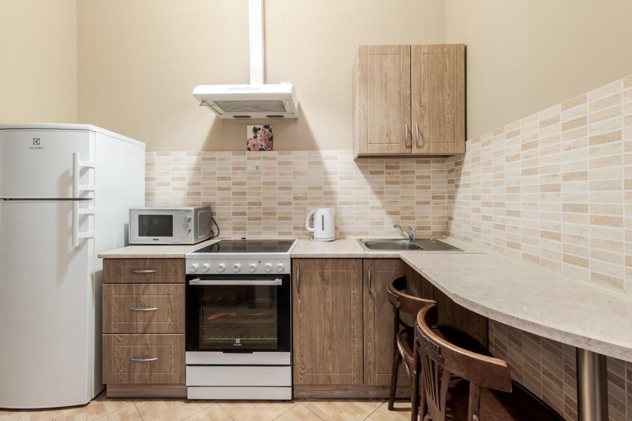 Apartment On Stavropihiiska Street 3 Lviv Luaran gambar