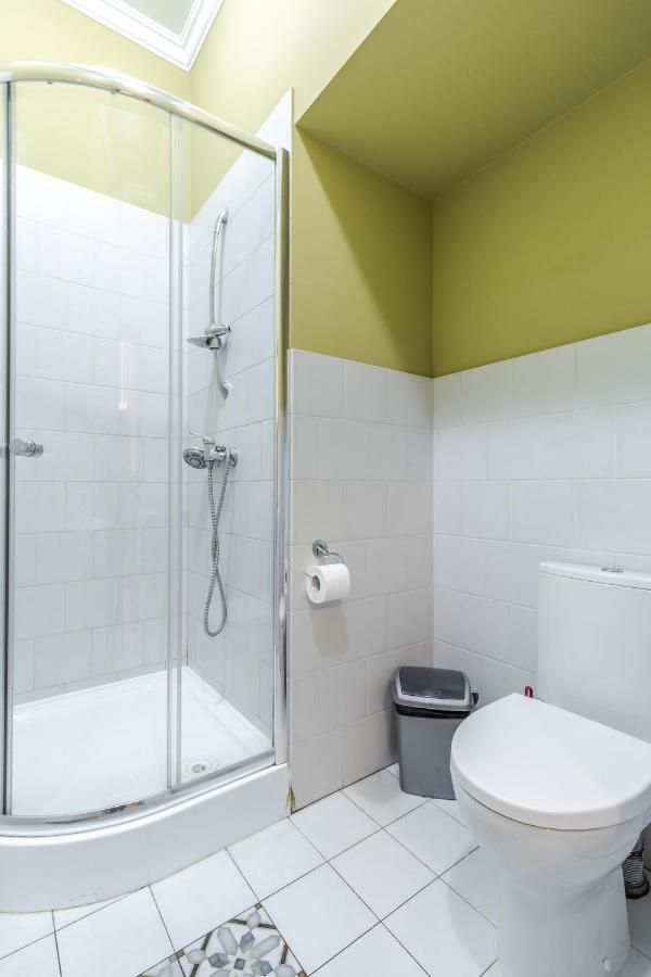 Apartment On Stavropihiiska Street 3 Lviv Luaran gambar