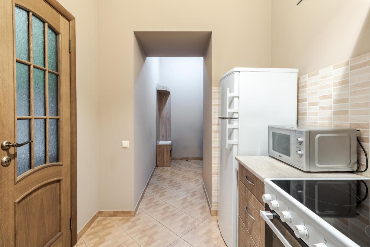 Apartment On Stavropihiiska Street 3 Lviv Luaran gambar